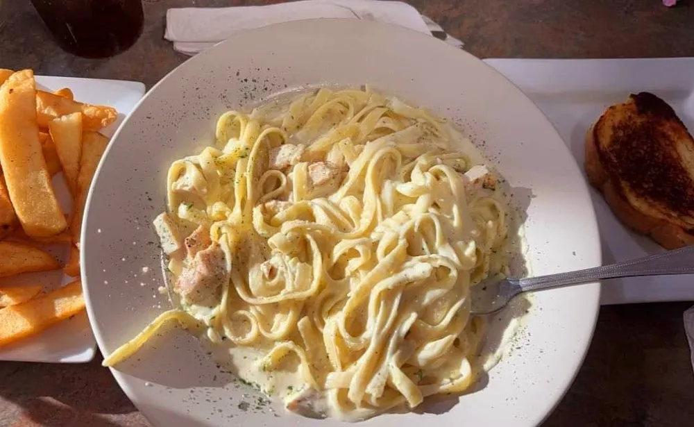Fettuccini Alfredo